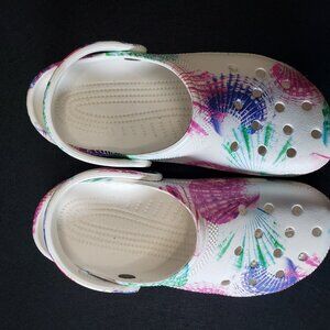 CROCS Colorful Tie-Dye - Womens size 10 / Men's size 8